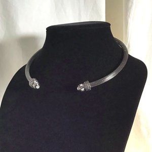Stylish Choker with Rhinestones